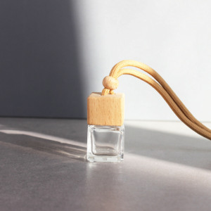 8ml Empty Transparent Bottle with Wooden Lid Perfume Bottle - Essential Oil <strong>Diffuser</strong> Air Freshener Container for <strong>Car</strong> - Product Image 6