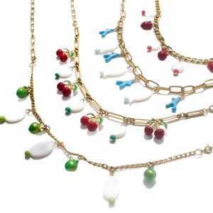 Conjunto de Joyería de Moda de Verano: Pulsera, Collar y Pendientes DIY de Acero Inoxidable con Múltiples Colgantes en Colores Dopamina - Product Image 5
