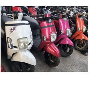 Scooter de Gasolina de 100cc Usado de Taiwán, Motocicleta Yamaha Usada de 100cc, Scooter Kymco Usado de 100cc - Product Image 3