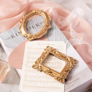 Cadre <span class=keywords><strong>photo</strong></span> en résine de style baroque européen, doré, vintage, en relief, <span class=keywords><strong>pour</strong></span> présentation d'art des ongles, accessoire créatif <span class=keywords><strong>pour</strong></span> la photographie <span class=keywords><strong>Instagram</strong></span> - Product Image 2