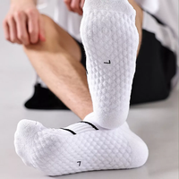 Chaussettes de basketball d'entraînement haut de gamme OEM, motif design, logo personnalisé, chaussettes de sport épaissies coupe basse, qualité supérieure