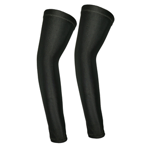 <span class=keywords><strong>Manicotti</strong></span> personalizzati per braccioli da <span class=keywords><strong>basket</strong></span> a compressione traspirante per uomini di sicurezza sportivi da ciclismo con braccio scaldacarm OEM - Product Image 3