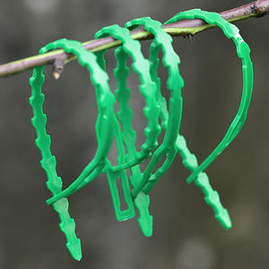 Attache de câble réglable en plastique pour plantes Attaches torsadées en plastique vert pour fournitures de jardin Cordes de reliure fixes pour vignes grimpantes - Product Image 5