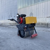 Compacteur à tambour simple portatif en acier, léger et flexible pour le compactage des cours et des espaces étroits, rouleau compresseur