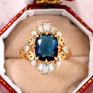 Anello a Corona con Fiore per Donne, Gioiello di Lusso in Stile Europeo, Regalo di Moda - Product Image 2
