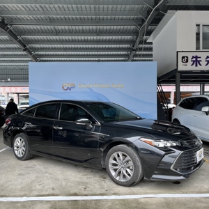 <span class=keywords><strong>Toyota</strong></span> Avalon 3.5L V6 Luxury Sedan 2021 Usata con Guida a Sinistra, Interni in Pelle Premium e Tetto Apribile, Cambio Automatico a 8 Velocità, Basso Chilometraggio - Product Image 2