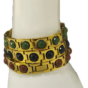 Pulsera masajeadora chapada en oro de titanio para hombres y mujeres, joyería de pareja de moda, piedra energética de turmalina de acero inoxidable ajustable - Product Image 1