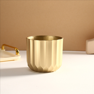 Macetas de Plástico Doradas de Varios Tamaños, Decoración de Hogar de Lujo, Macetas Doradas para Flores, Cactus y Suculentas, Decoración de Balcón - Product Image 3