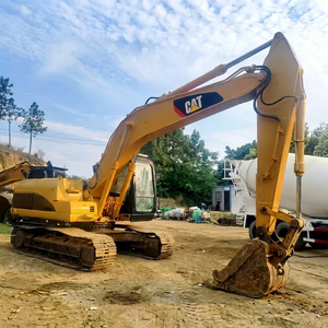 Excavadora de cadenas diésel hidráulica Caterpillar 320C usada original, en excelentes condiciones de funcionamiento, precio competitivo, en venta. - Product Image 1