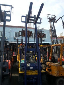 <b>Used</b> TCM 3 Ton Forklift 4WD Solid Tire Fully Enclosed Cab Diesel Powered Lift Low Mileage Cold Wet Environments Essential Core - Product Image 6
