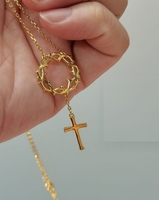 Collier Croix Couronne d'Épines Minimaliste en Acier Inoxydable Plaqué Or et Argent pour Femme - Accessoire Tendance Inspire Jewelry