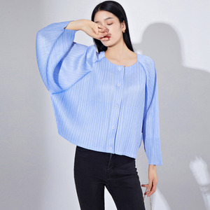 Kemeja wanita musim gugur, atasan blus kardigan berlipat terinspirasi Miyake lengan panjang Single-Breasted - Product Image 1