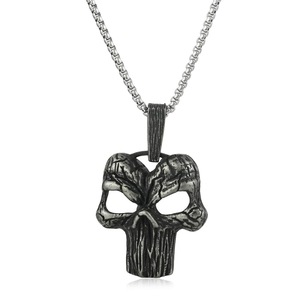 Yunnique – collier avec pendentif tête de mort creuse en acier inoxydable pour hommes, Style Hip Hop Punk, chaîne de 60cm, couleur argent, bijoux à la mode - Product Image 1