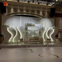 Panneau de fond de scène en acrylique blanc lumineux à LED SMS Luxury Wave pour cérémonie de mariage et décoration d'événements