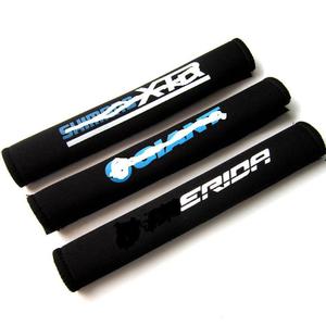 Garde-chaînes en tissu tressé résistant à l'usure, noir, pour le logement des câbles de vélo - Product Image 1