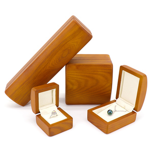 Vintage Luxury bulk Custom Mahogany wood Jewelry case Box for ring necklace