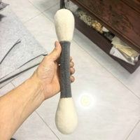 Jouet à mâcher pour chat en feutre de laine rose, grande taille, écologique, populaire, fait main, non toxique, résistant aux morsures, avec herbe à chat et bâton à mâcher pour les dents.