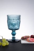Gobelet à vin rouge pressé multicolore à motif de tête de lion en relief, plaqué à la main pour une utilisation quotidienne à la maison ou lors de fêtes