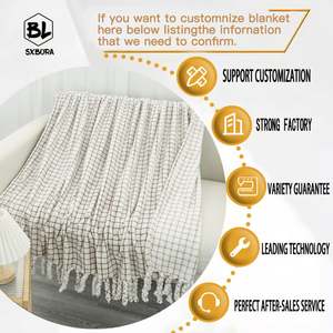 Couverture en polaire, couvertures douces et moelleuses pour canapé et lit, flanelle légère et de luxe avec motif de grille géométrique - Product Image 2