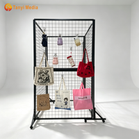 Présentoir autoportant double face en treillis métallique avec base en T pour expositions d'art, d'artisanat, de foires, de commerce de détail et de salons professionnels
