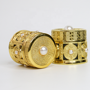 Tarro de embalaje de vidrio de azafrán de estilo egipcio árabe elegante de 100ml con mangas y tapas de decoración de colores surtidos - Product Image 1