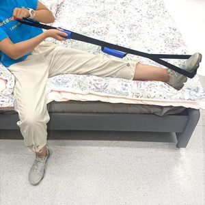 Dispositif de mobilité multifonctionnel pour le lit, avec poignées et sangles d'aide pour la rééducation et le levage des jambes et des pieds - Product Image 2