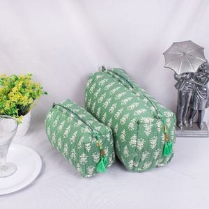 Bolsas de Maquillaje Ecológicas Verdes, Organizador Cosmético de Algodón Acolchado Personalizado, Bolsa de Viaje con Cierre y Borlas para Mujer, Estampado a Mano - Product Image 2