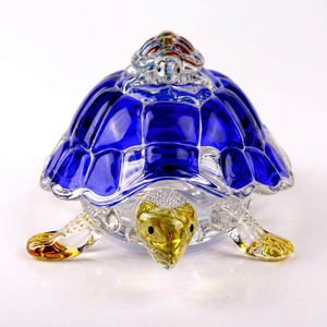 Petite figurine de tortue en verre soufflé à la main, coquille bleue, tête jaune, décoration artisanale sur le thème des animaux - Product Image 1