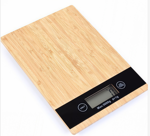 Balance de cuisine numérique en bambou de 5kg alimentée par batterie balance de pesée électronique en bois pour l'alimentation et la cuisine - Product Image 1