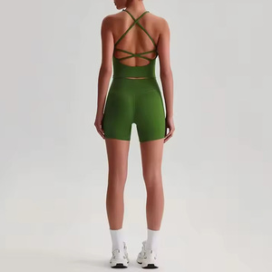 Conjuntos de Ropa Deportiva de Yoga Personalizados: Bralette de Tirantes Finos y Alta Elasticidad con Top Cruzado y Shorts de Cintura Alta - Product Image 6