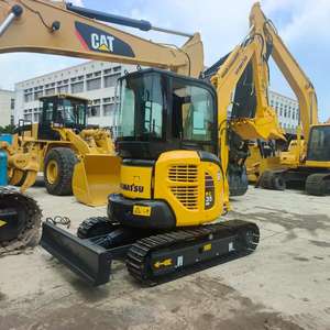 Mini-excavatrice Komatsu PC35MR d'occasion, propre, circuits électriques et conduites en bon état, poids opérationnel de 35 tonnes, bon état du moteur - Product Image 5