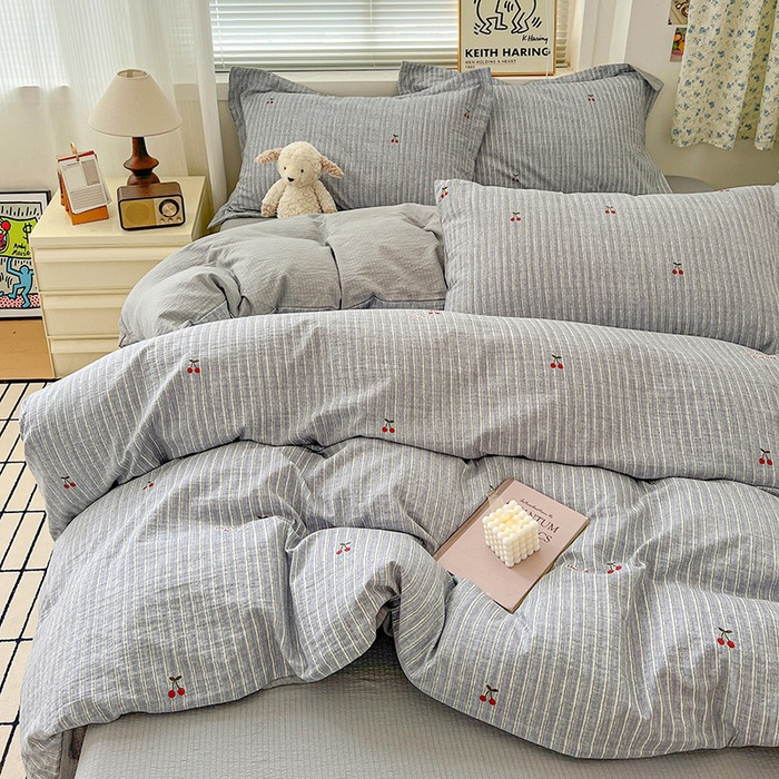 ผ้าปูที่นอน1.2เมตรชุดสามชิ้นพร้อมผ้านวมคลุม150*210