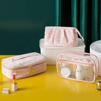 Nouveau produit trousse de maquillage de demoiselle d'honneur en polyester rose, peluche rose avec sac de pochette de maquillage d'impression d'étoile d'or de paillettes pour des dames