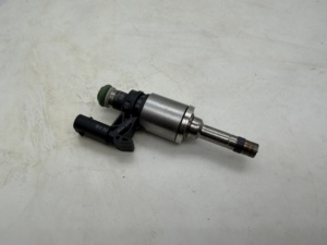 หัวฉีดน้ำมันเชื้อเพลิง OEM GDI รุ่น 04E906036AE 0261500350 04E906036AK 04E906036H สำหรับรถยนต์ <span class=keywords><strong>Volkswagen</strong></span> <span class=keywords><strong>Polo</strong></span> <span class=keywords><strong>1.0</strong></span> TFSI CHZ เครื่องยนต์เบนซิน ปี 2018 - Product Image 3