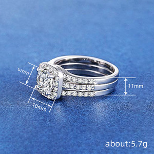 Elegante Set di Tre Anelli da Sposa per Donne, Gioielli di Lusso per Matrimonio alla Moda - Product Image 4