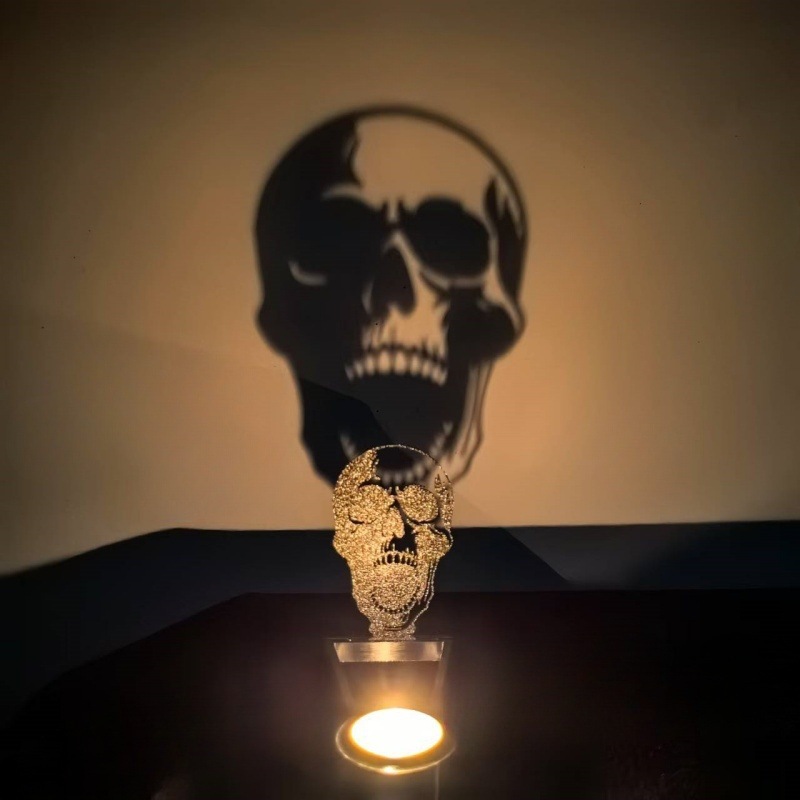 Grande candelabro fantasma
