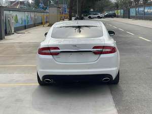 J-a-g-u-a-<span class=keywords><strong>r</strong></span> <span class=keywords><strong>XF</strong></span> 2.0T RWD Pure d'occasion - Product Image 4