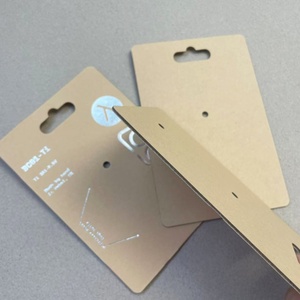 Appendiabiti in <span class=keywords><strong>cartone</strong></span> con logo in carta Kraft da 1000gsm 1200gsm - Product Image 5