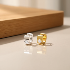 Orecchini a Cerchio Angelina in Oro e Argento, 6mm, Acciaio Inossidabile, Geometrici, Trendy, Unisex, Gioielli alla Moda - Product Image 2