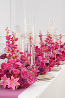A8971 Bouquet de fleurs artificielles en soie rose vif de 19 pouces, roses artificielles, centre de table de mariage, chemin de table pour chaises et allée