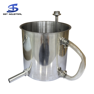 Fournisseurs en gros d'aggregats de refroidissement d'eau à air en acier inoxydable sur mesure avec réservoir d'eau intégré - Product Image 1