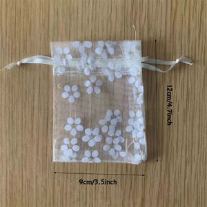 Sac en organza mignon à motif marguerite avec cordon de serrage 9x12cm, pochette en maille florale pour parfums et cosmétiques - Product Image 2