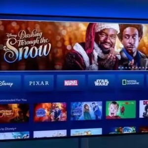 Cuenta Premium de 1 <span class=keywords><strong>Año</strong></span> para Dix Ney Plus 4K, Software Compatible con Mac, Cobertura Global Estable para Películas y TV, Disponible - Product Image 1