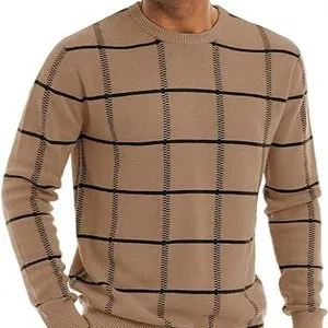 Мужской свитер с круглым вырезом