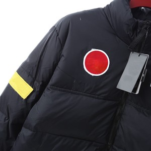 Chaqueta Acolchada con Bloques de Color Blanco y Negro, Chaqueta de Moda Urbana con Cuello Alto y Cremallera, con Rayas Decorativas y Diseño de Parches - Product Image 3