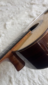 Chitarra Classica a 6 Corde Personalizzata Fatta a Mano in Abete/Palissandro con Tastiera Rialzata in Ebano - Product Image 4