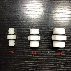 Tubi e raccordi in pvc - Raccordi in plastica Tubi e raccordi in pvc - Raccordi in plastica