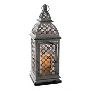 Portavelas Cuadrado Moderno de Metal Negro con Asa Superior y Diseño de Rejilla para Decoración del Hogar - Product Image 1
