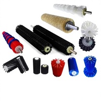 Brosse cylindrique spirale personnalisée en nylon et fil d'acier avec axe pour le nettoyage intensif des convoyeurs