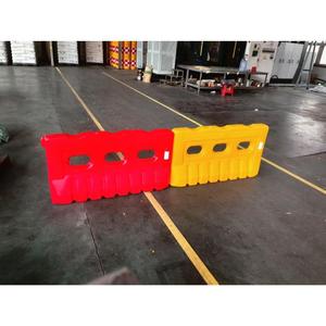 Trung Quốc cung cấp nhà máy <span class=keywords><strong>HDPE</strong></span> 1.3 Meter nước ngựa bao vây rào cản giao thông rào cản giao thông để bán - Product Image 4